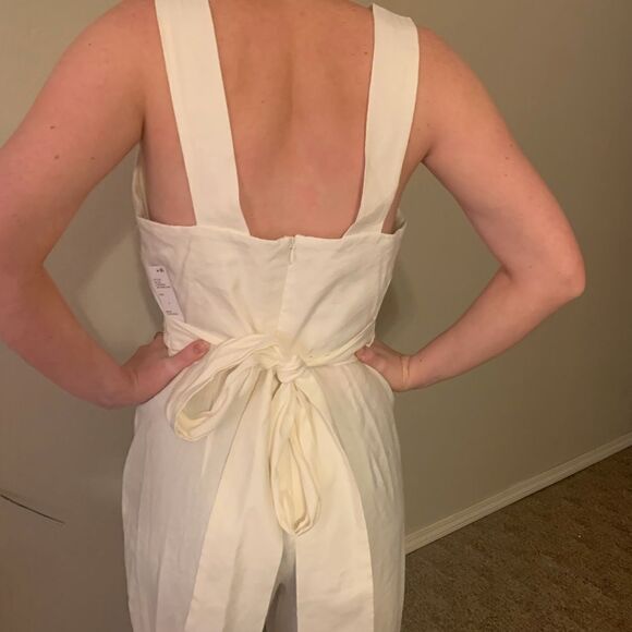 NWT Antonio Melani ivory jumpsuit romper, size 6 - Picture 8 of 10
